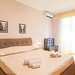 Apartmán Modern Loft - With Balcony And Parking